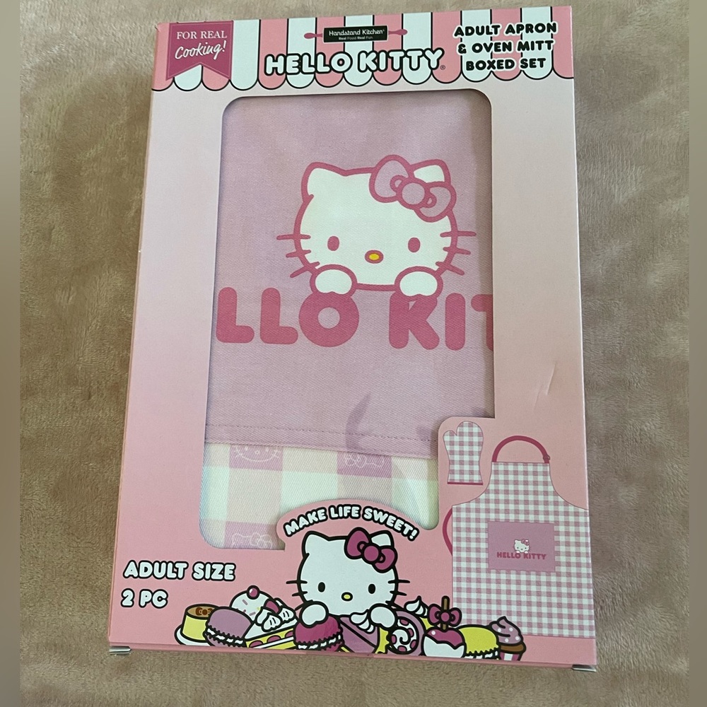 Apron and Oven mitt (Hello Kitty)